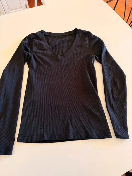 V-Neck Ribbed Long Sleeve Top - Black, Stretch, Size Small - Picture 5 of 10